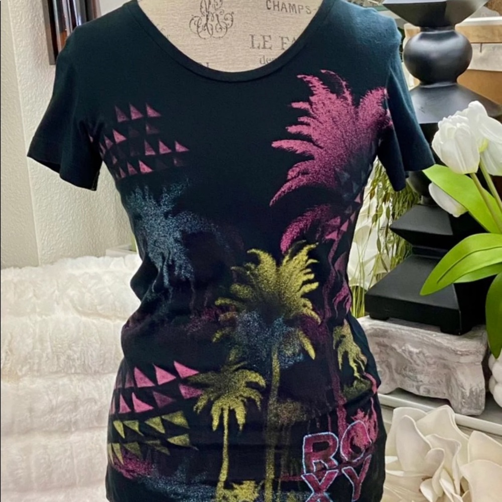 Roxy Top Size Medium - image 2